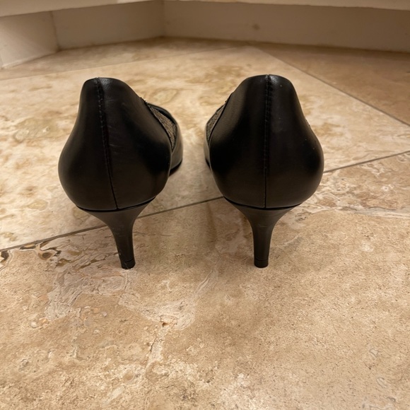 Coach black suede tip heel. Lacey Patchwork SNK/CRC. Excellent condition. Sz 7.5 - Picture 5 of 7